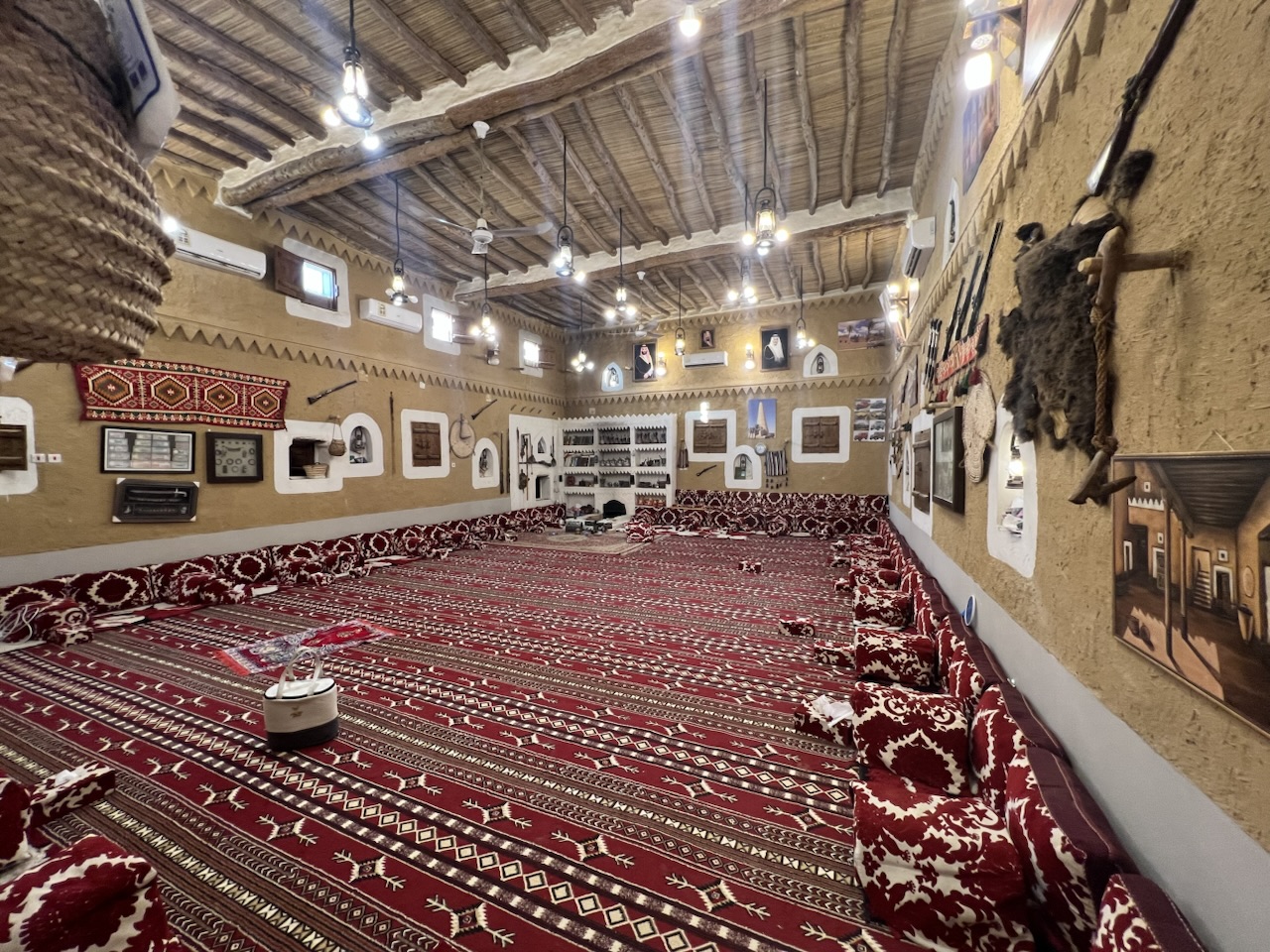 متحف ومحمية طيور الوشم